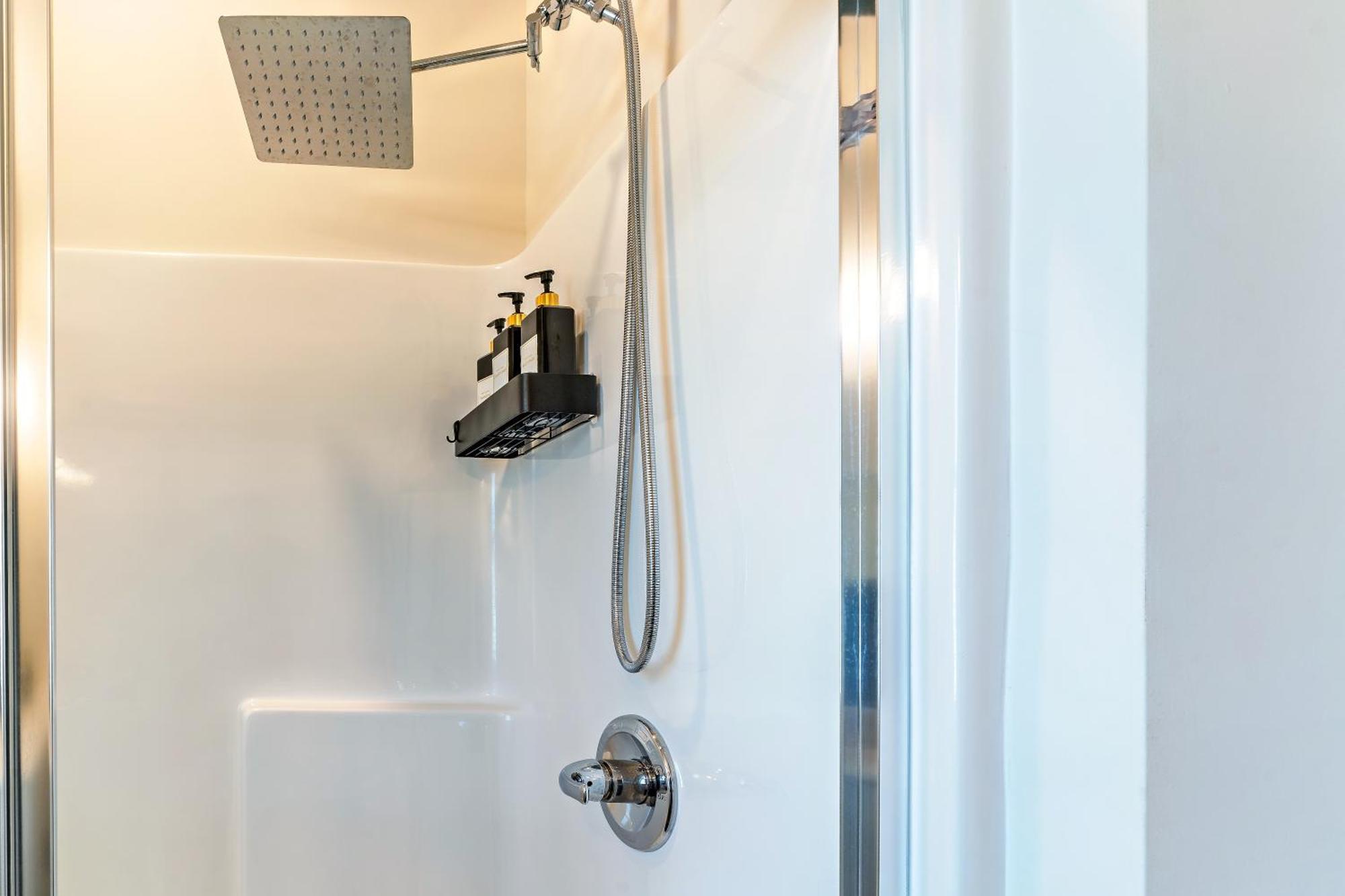 Raleigh Luxe Family Retreat- 15 Min To Downtown, Kids Gear, Fast Wifi For Wfh, Ev & Pet Friendly Villa Екстериор снимка